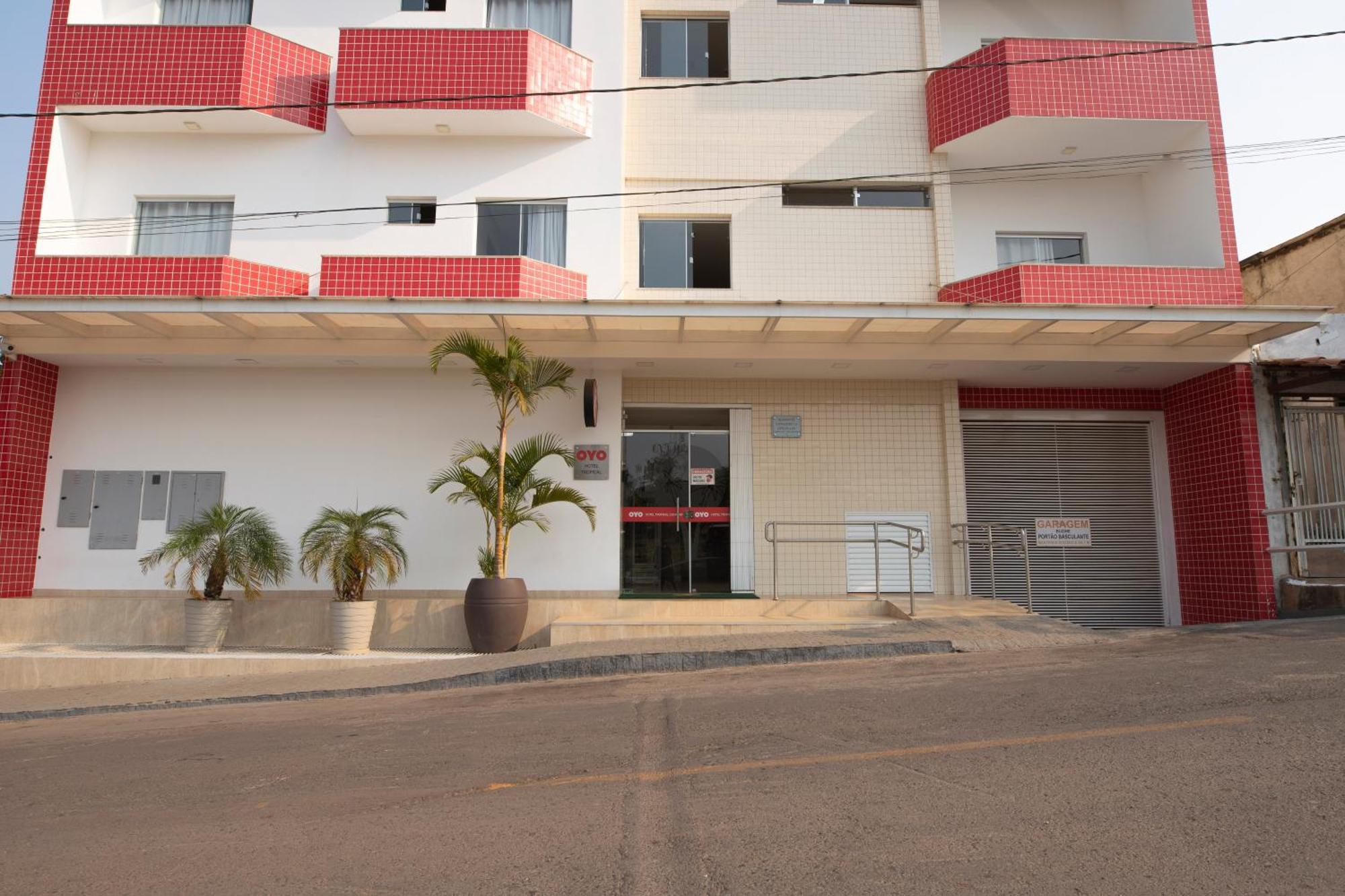 Oyo Tropical Confort Hotel, Brasilia São Sebastião Exterior foto